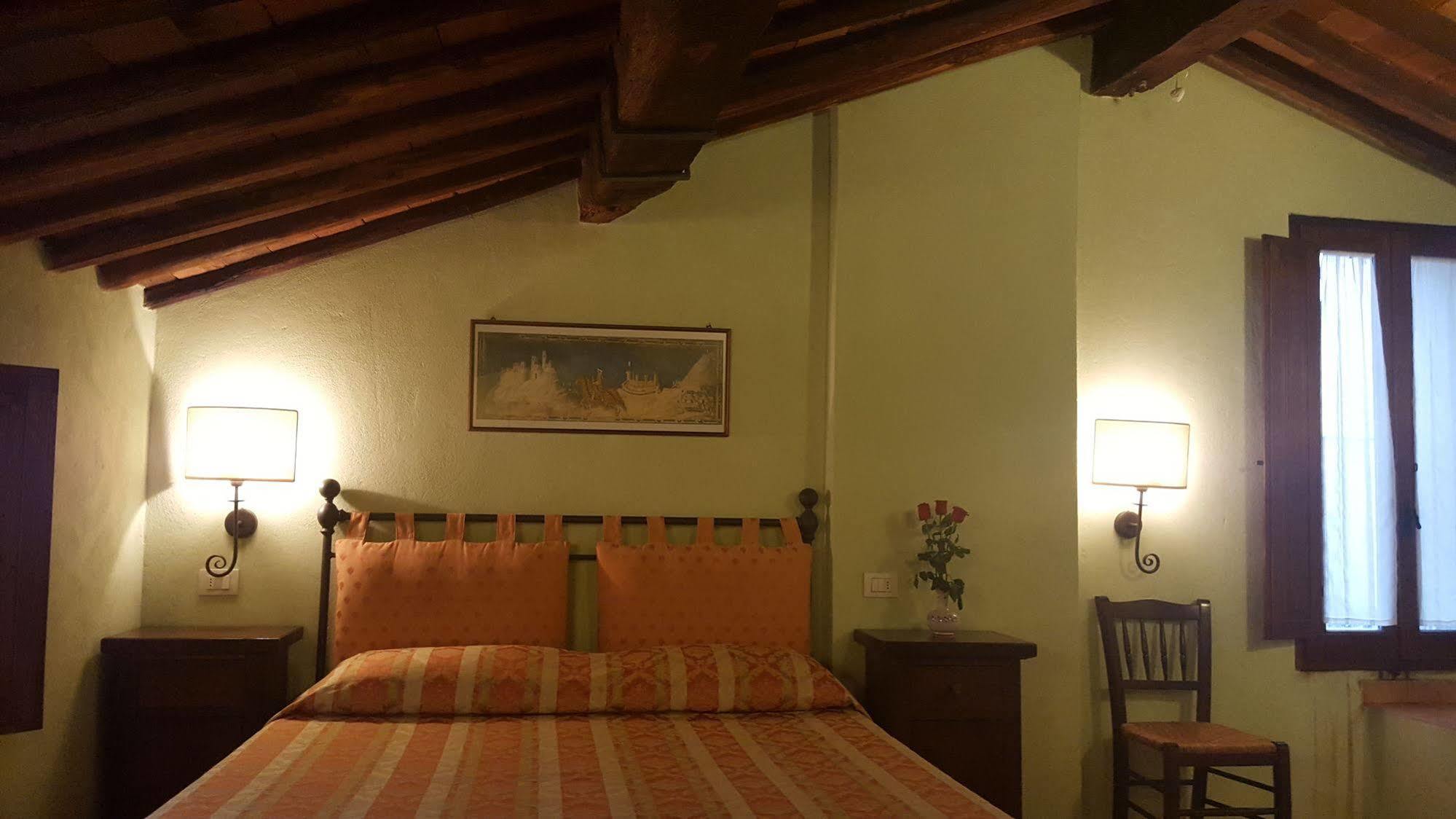 Locanda Nel Cassero Civitella Marittima Extérieur photo